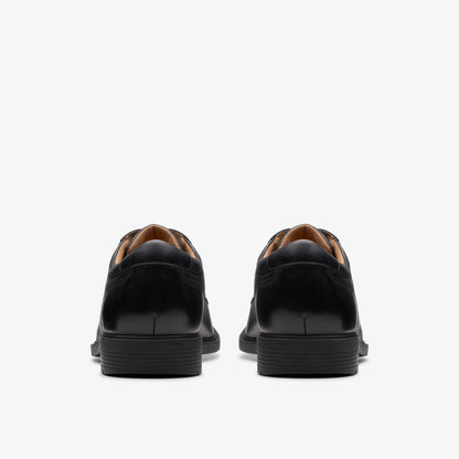 Eldredge Plain Black Leather - US 7716