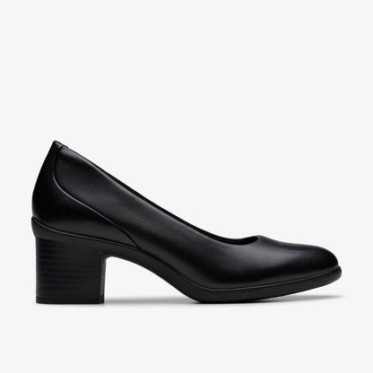 Shaya Poppy Black Patent - US 9607