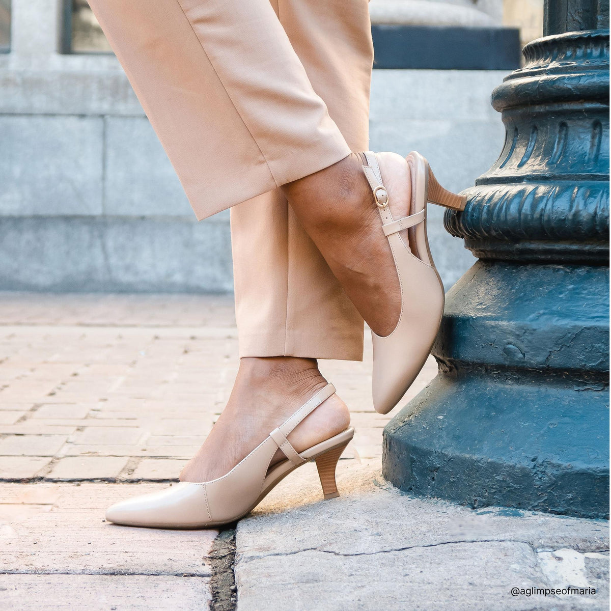 Kepley Lane Beige Leather - US 1644