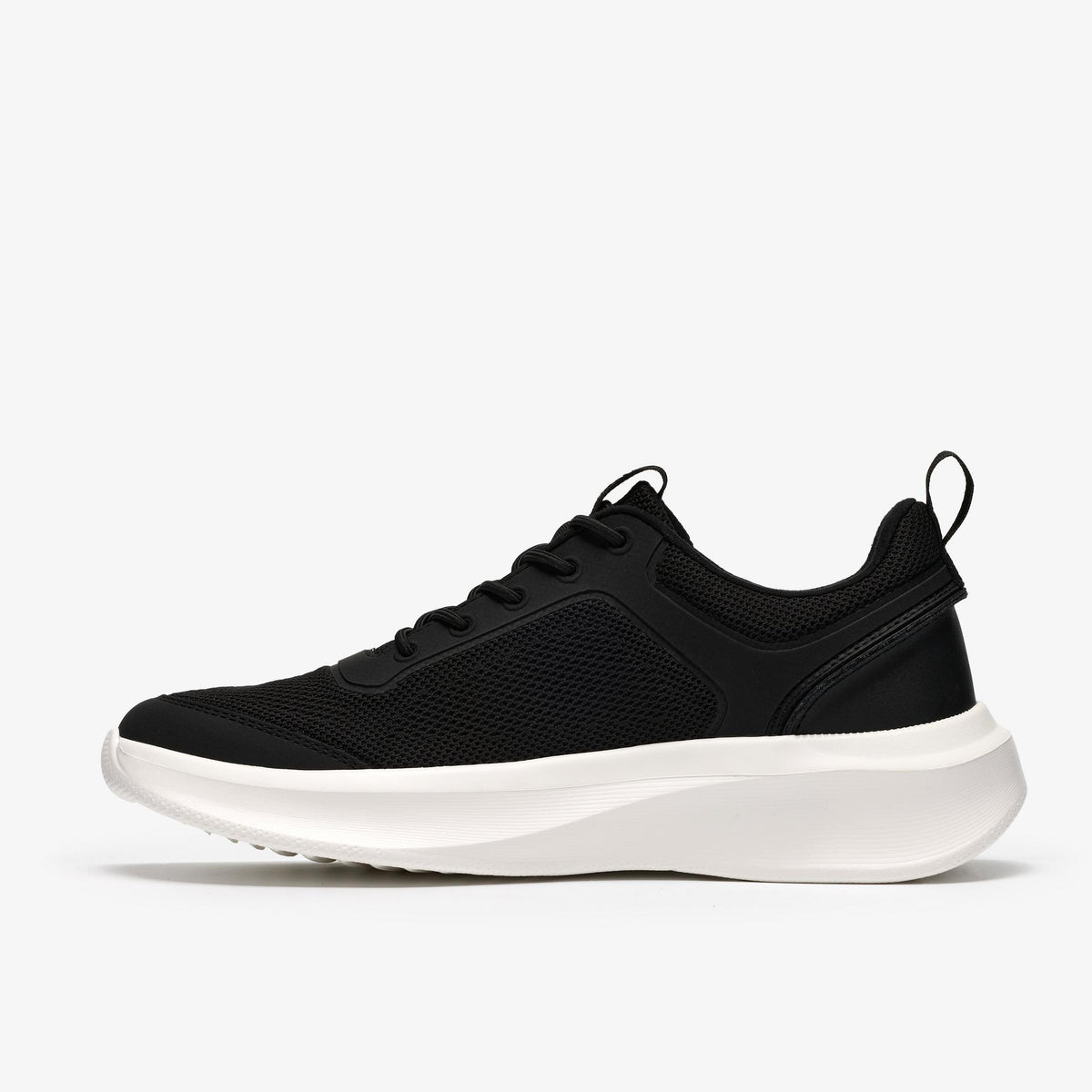 Solevana Sport Black - US 9025