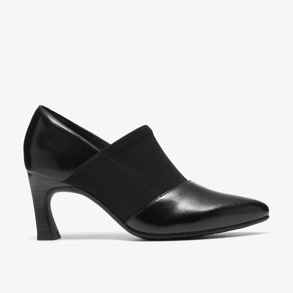 Tammitha Sleek Black Leather - US 5354