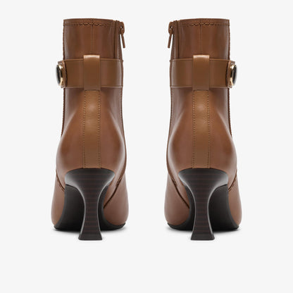 Tammitha Nora Tan Leather - US 0865